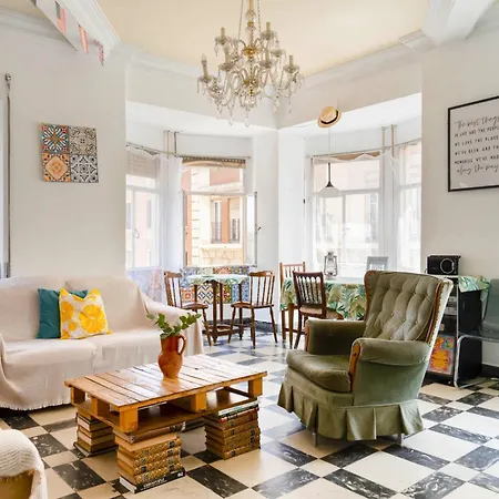 Vintage Flat